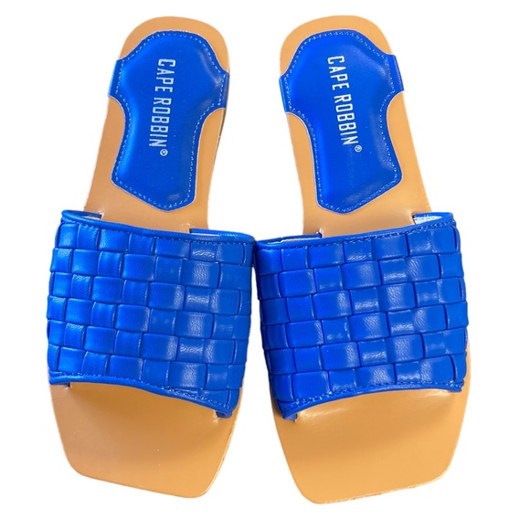 Cape Robbin Freedom Sandals - Picture 3 of 10